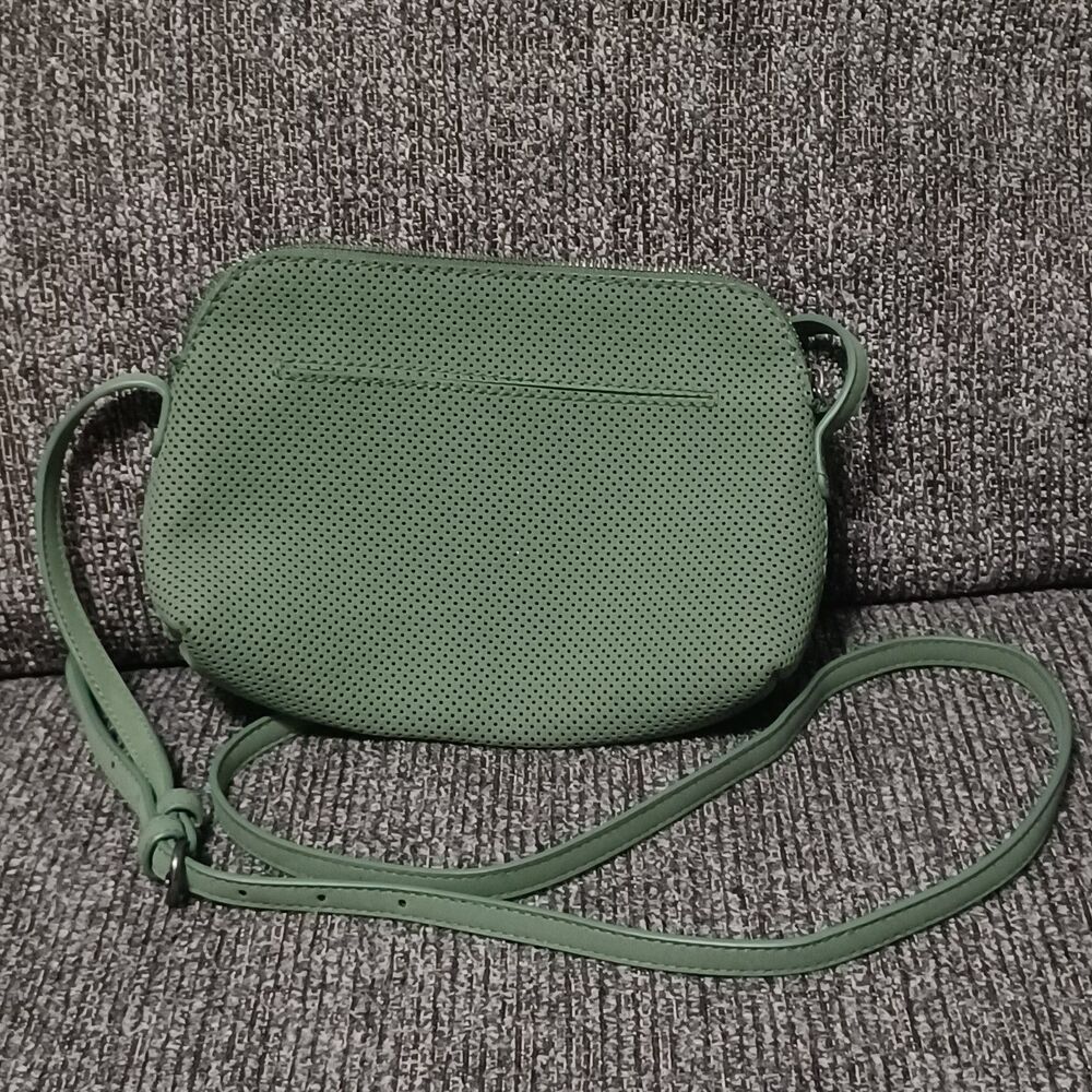 Universal Thread Addison Small Green Perforated C… - image 1